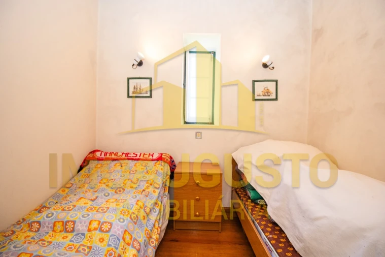 Moradia T4 para Venda em Baraçal Foto 20