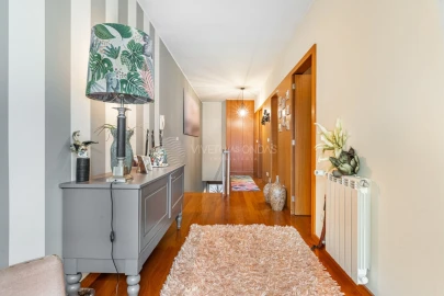 Moradia T4 para Venda em Milheiros