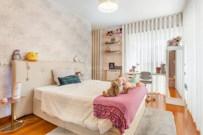 Moradia T4 para Venda em Milheiros