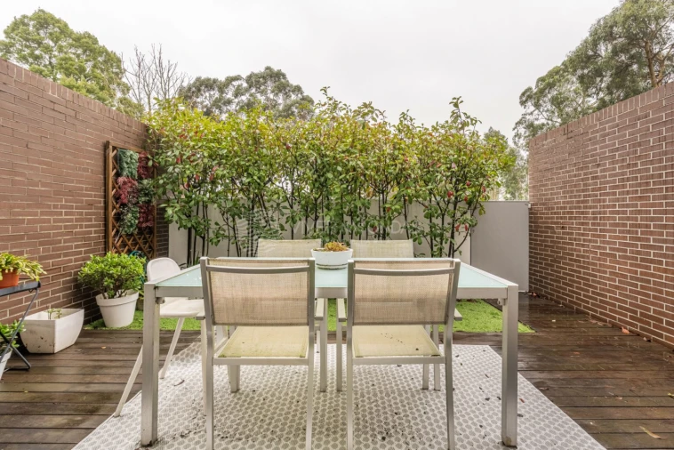 Moradia T4 para Venda em Milheiros Foto 9