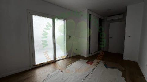 Moradia T3 para Venda em Fernao Ferro