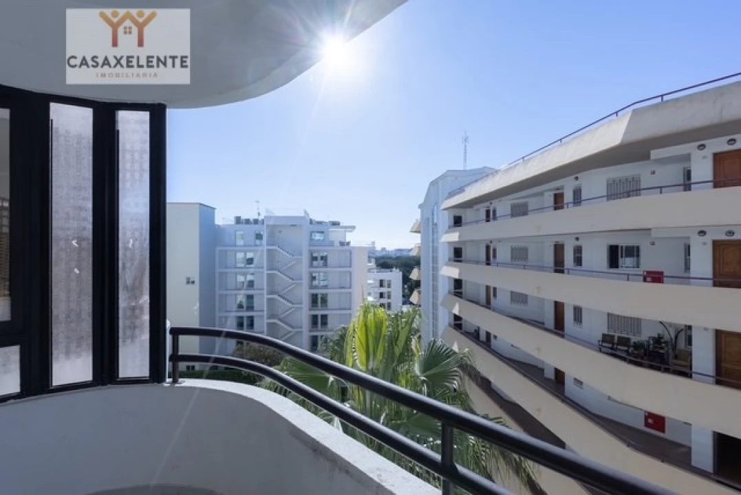 Apartamento T2 para Venda em Quarteira Foto 19