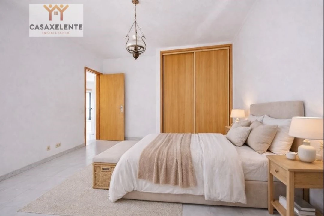Apartamento T2 para Venda em Quarteira Foto 16