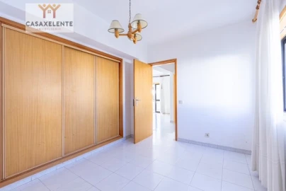 Apartamento T2 para Venda em Quarteira
