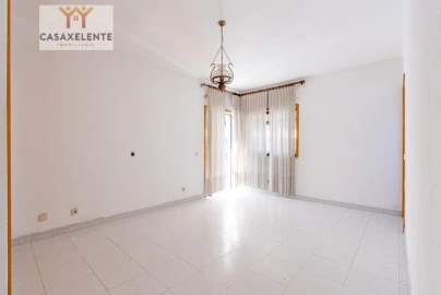 Apartamento T2 para Venda em Quarteira