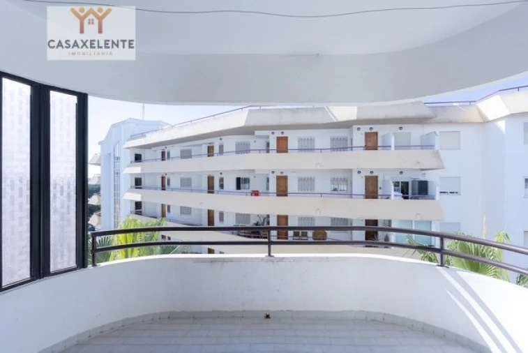 Apartamento T2 para Venda em Quarteira Foto 20
