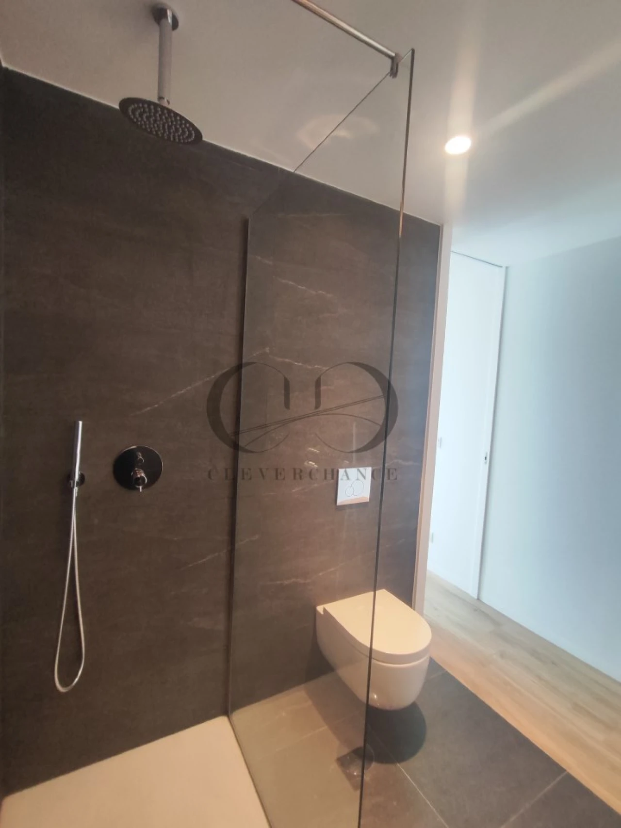 Apartamento T1 para Venda em Mafamude e Vilar do Paraíso Foto 9