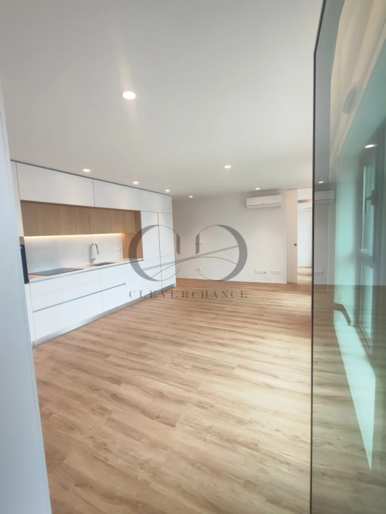 Apartamento T1 para Venda em Mafamude e Vilar do Paraíso Foto 20