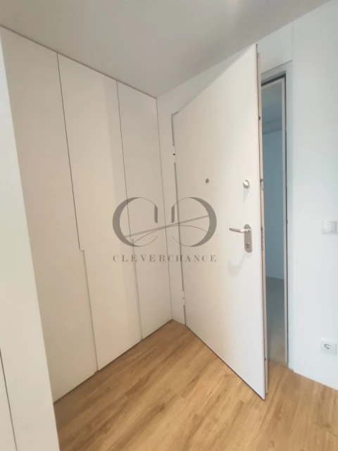 Apartamento T1 para Venda em Mafamude e Vilar do Paraíso