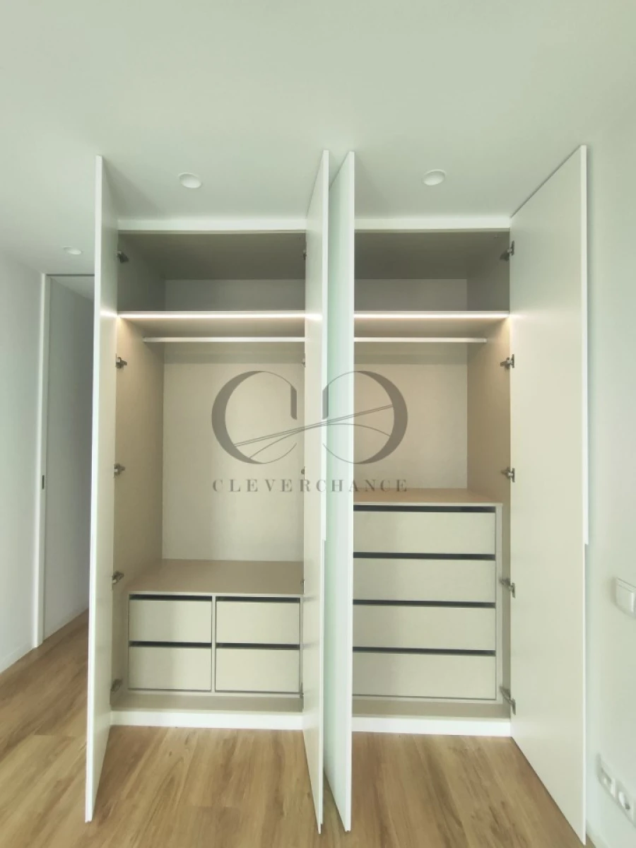 Apartamento T1 para Venda em Mafamude e Vilar do Paraíso Foto 12