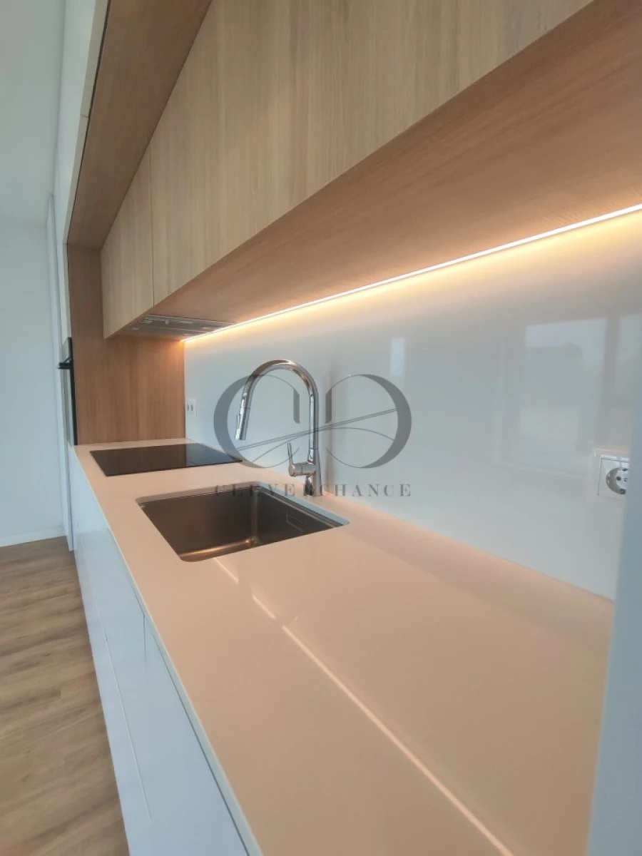 Apartamento T1 para Venda em Mafamude e Vilar do Paraíso Foto 16