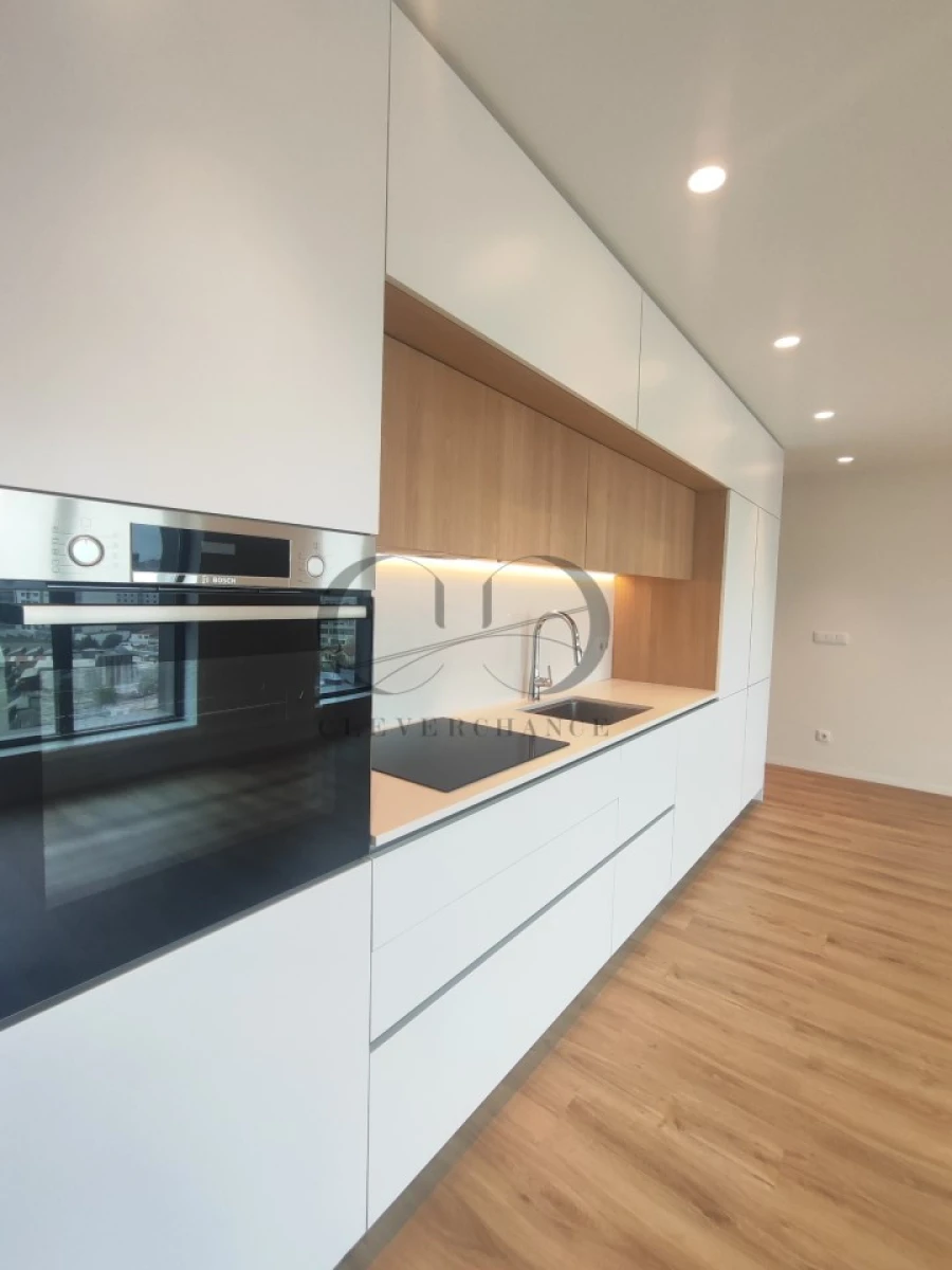 Apartamento T1 para Venda em Mafamude e Vilar do Paraíso Foto 17