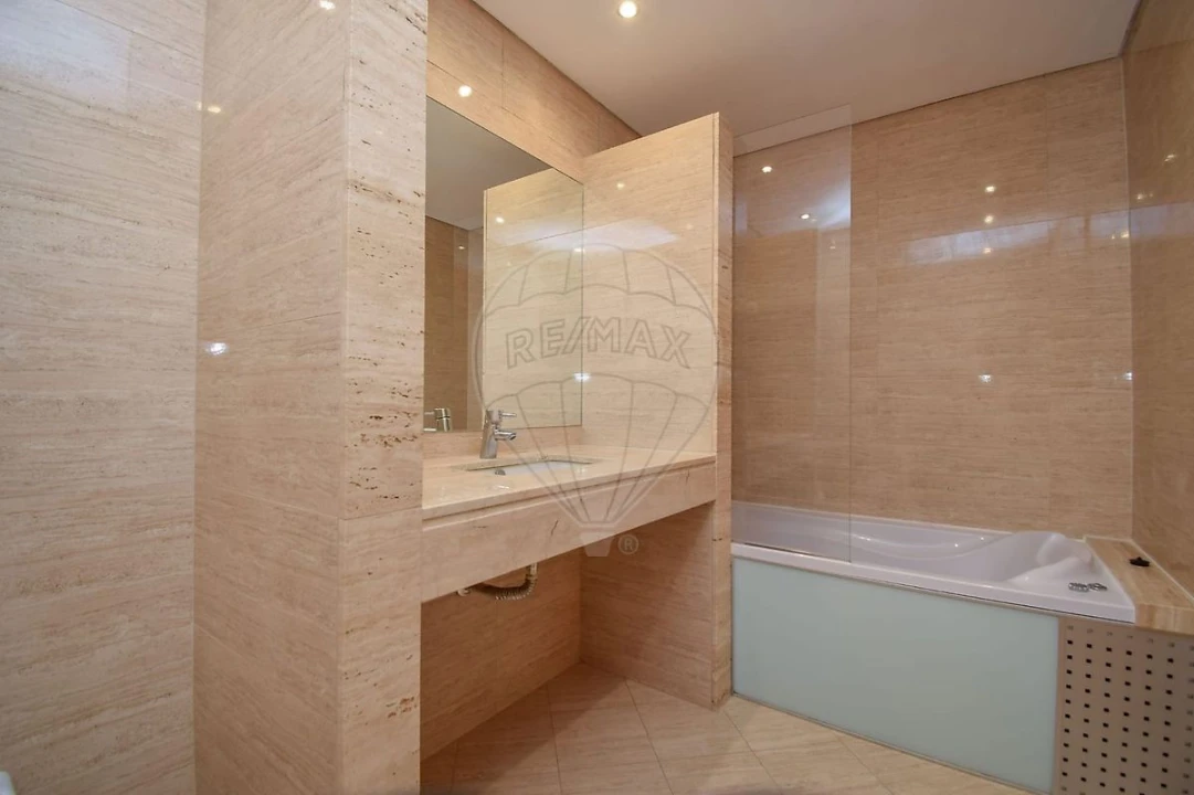 Apartamento T4 para Venda em Montijo e Afonsoeiro Foto 9