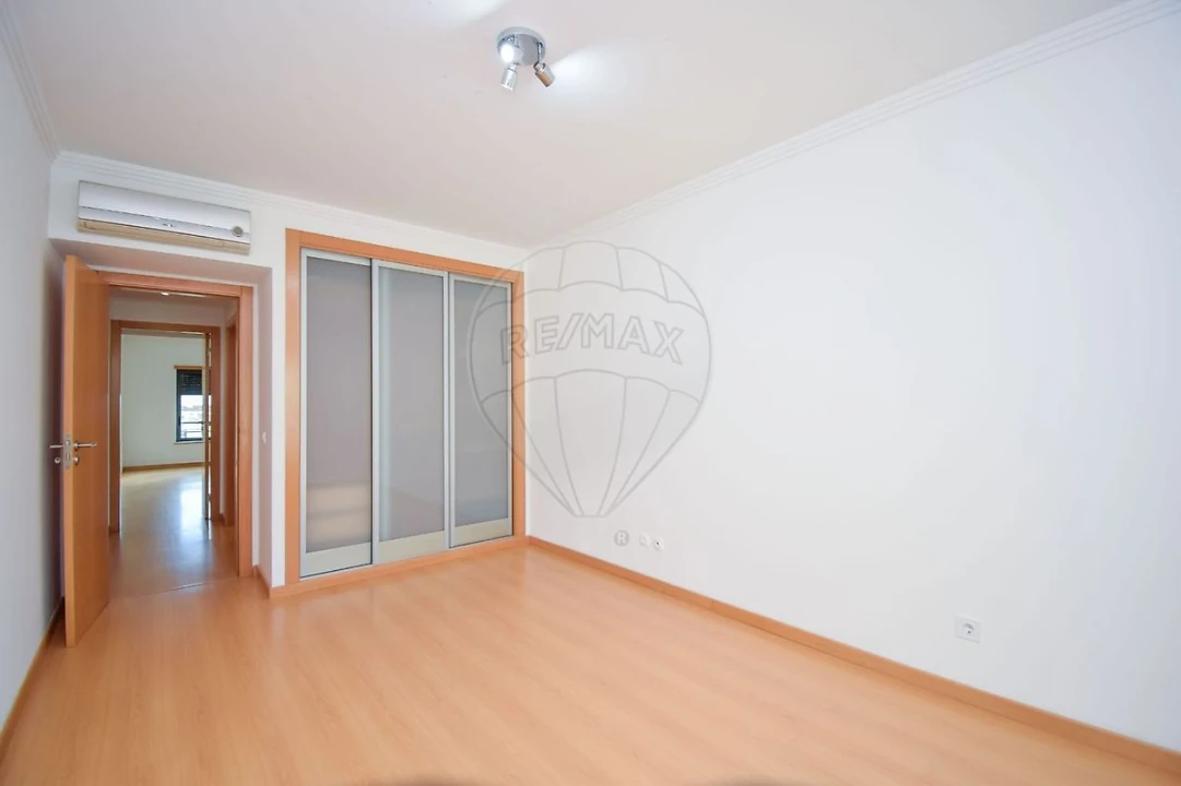 Apartamento T4 para Venda em Montijo e Afonsoeiro Foto 11