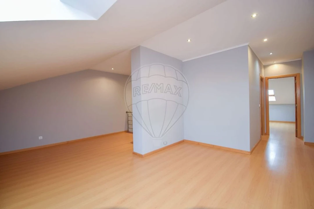 Apartamento T4 para Venda em Montijo e Afonsoeiro Foto 6