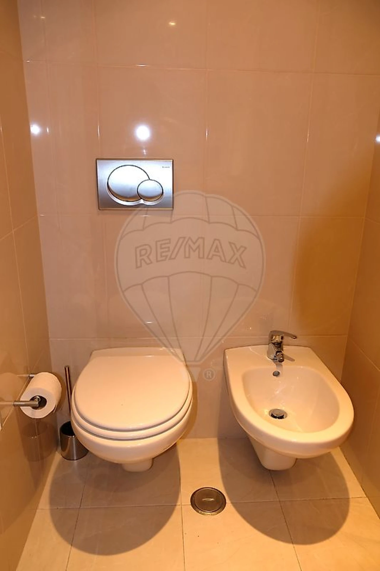 Apartamento T1 para Arrendamento em Parque das Nações Foto 17