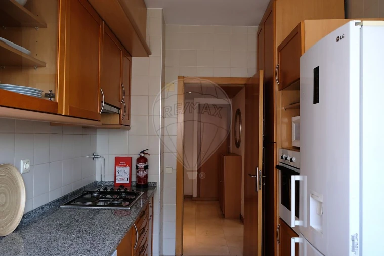 Apartamento T1 para Arrendamento em Parque das Nações Foto 14