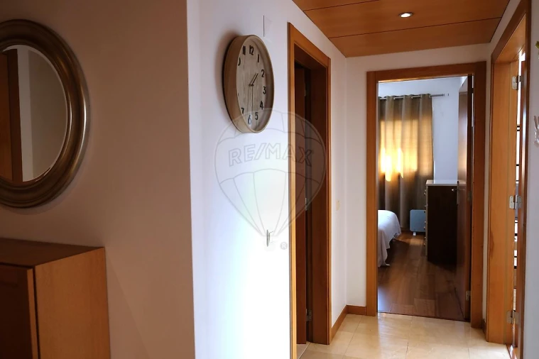 Apartamento T1 para Arrendamento em Parque das Nações Foto 12