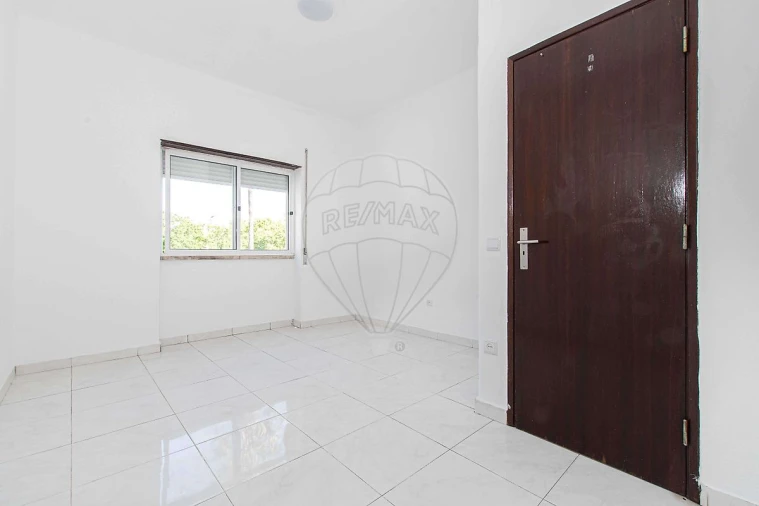 Apartamento T2 para Arrendamento em Alto do Seixalinho, Santo André e Verderena Foto 8