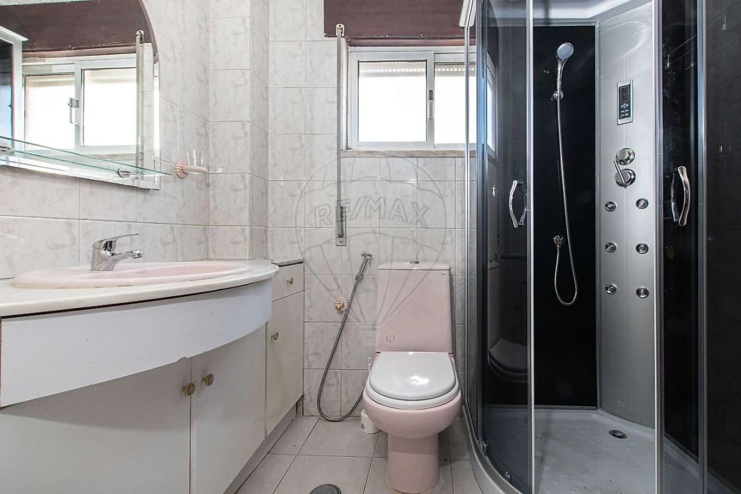 Apartamento T2 para Arrendamento em Alto do Seixalinho, Santo André e Verderena Foto 7