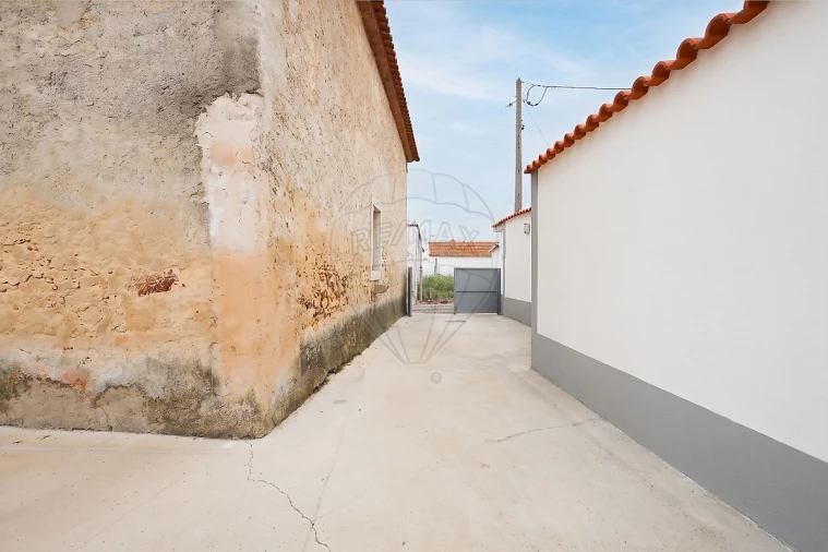 Moradia T2 para Venda em Ramalhal Foto 5