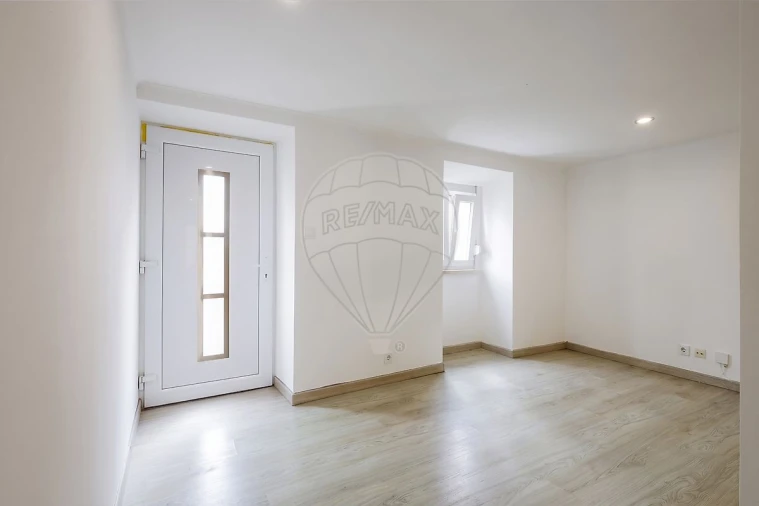 Moradia T2 para Venda em Ramalhal Foto 13