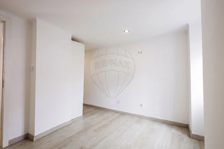 Moradia T2 para Venda em Ramalhal Foto 25