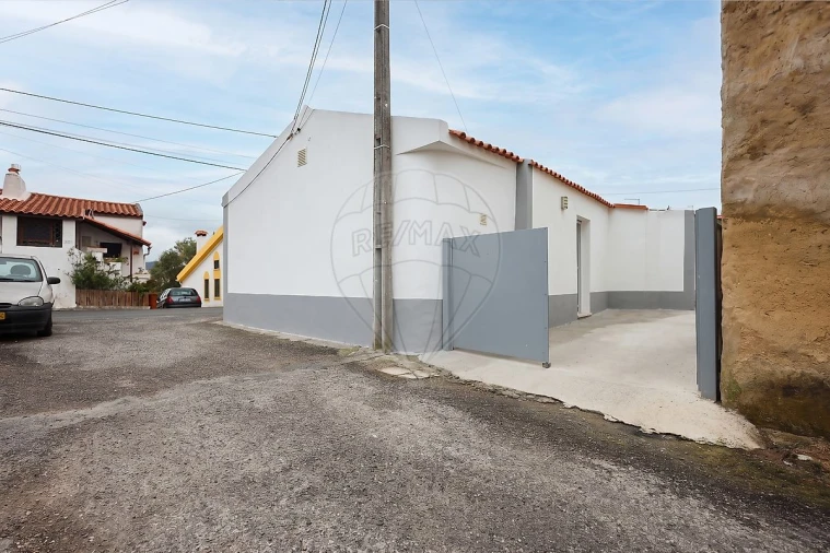 Moradia T2 para Venda em Ramalhal Foto 7