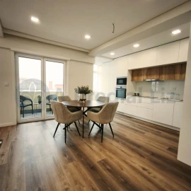 Apartamento T3 para Venda em Benfica