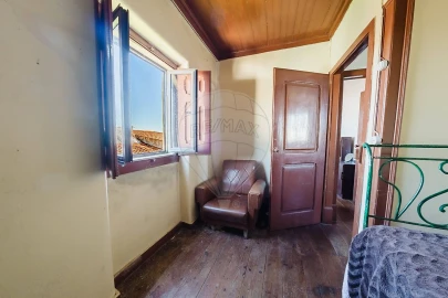 Moradia T4 para Venda em Carvalhal