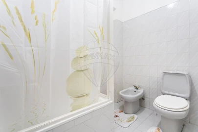 Apartamento T3 para Venda em Pontinha e Famões