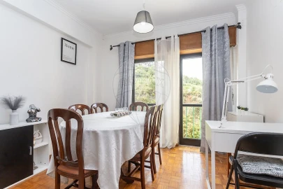 Apartamento T3 para Venda em Pontinha e Famões