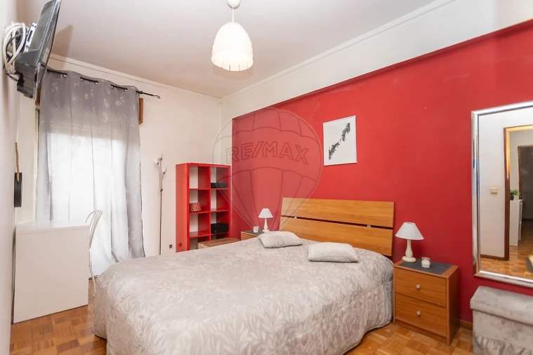 Apartamento T3 para Venda em Pontinha e Famões Foto 26