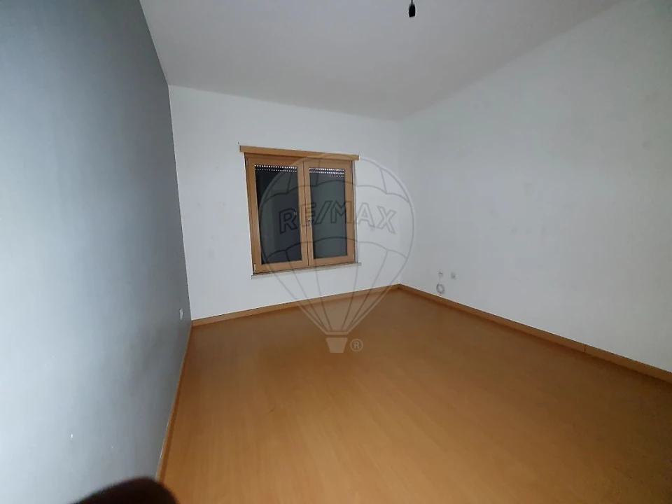 Apartamento T4 para Venda em Pinhal Novo Foto 14