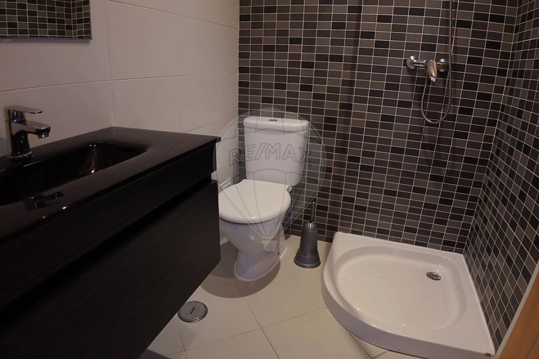 Apartamento T4 para Venda em Pinhal Novo Foto 12