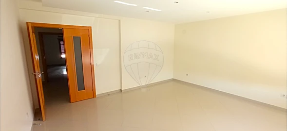 Apartamento T4 para Venda em Pinhal Novo
