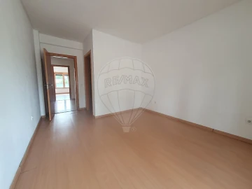 Apartamento T4 para Venda em Pinhal Novo
