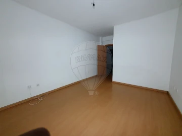 Apartamento T4 para Venda em Pinhal Novo