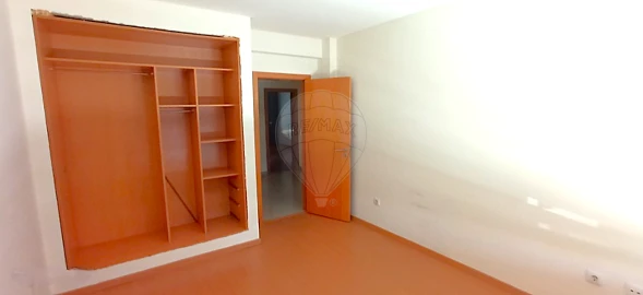 Apartamento T4 para Venda em Pinhal Novo