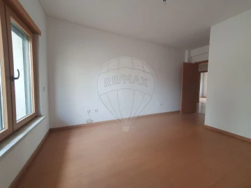 Apartamento T4 para Venda em Pinhal Novo
