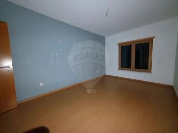Apartamento T4 para Venda em Pinhal Novo