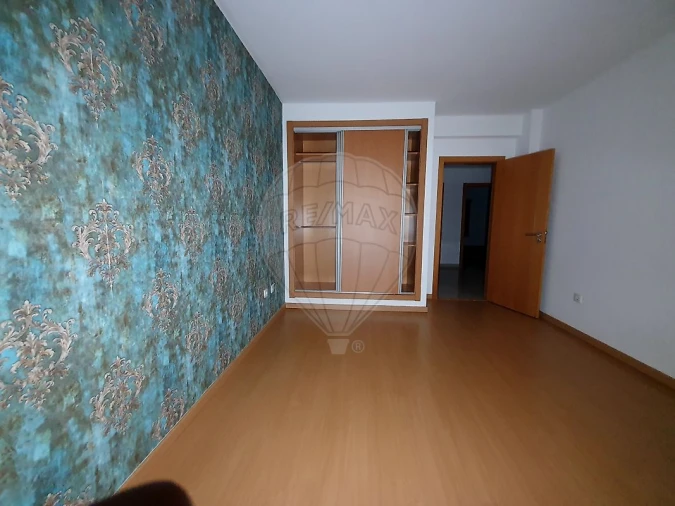 Apartamento T4 para Venda em Pinhal Novo Foto 19