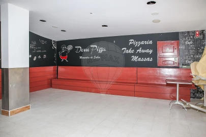 Loja para Venda em Castanheira do Ribatejo e Cachoeiras