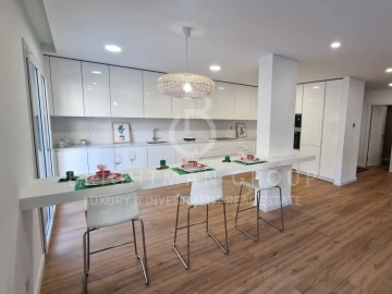 Apartamento T3 para Arrendamento em Cascais e Estoril