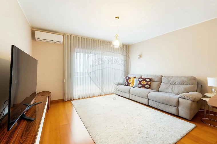 Apartamento T3 para Venda em Campanhã Foto 6