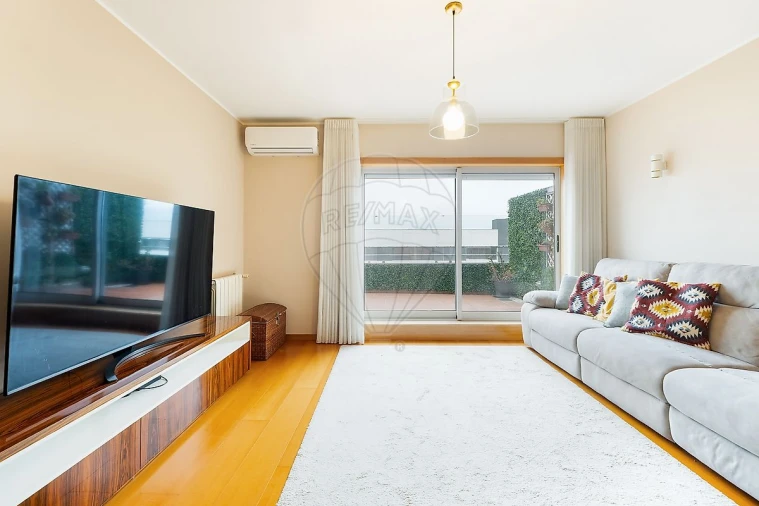 Apartamento T3 para Venda em Campanhã Foto 8