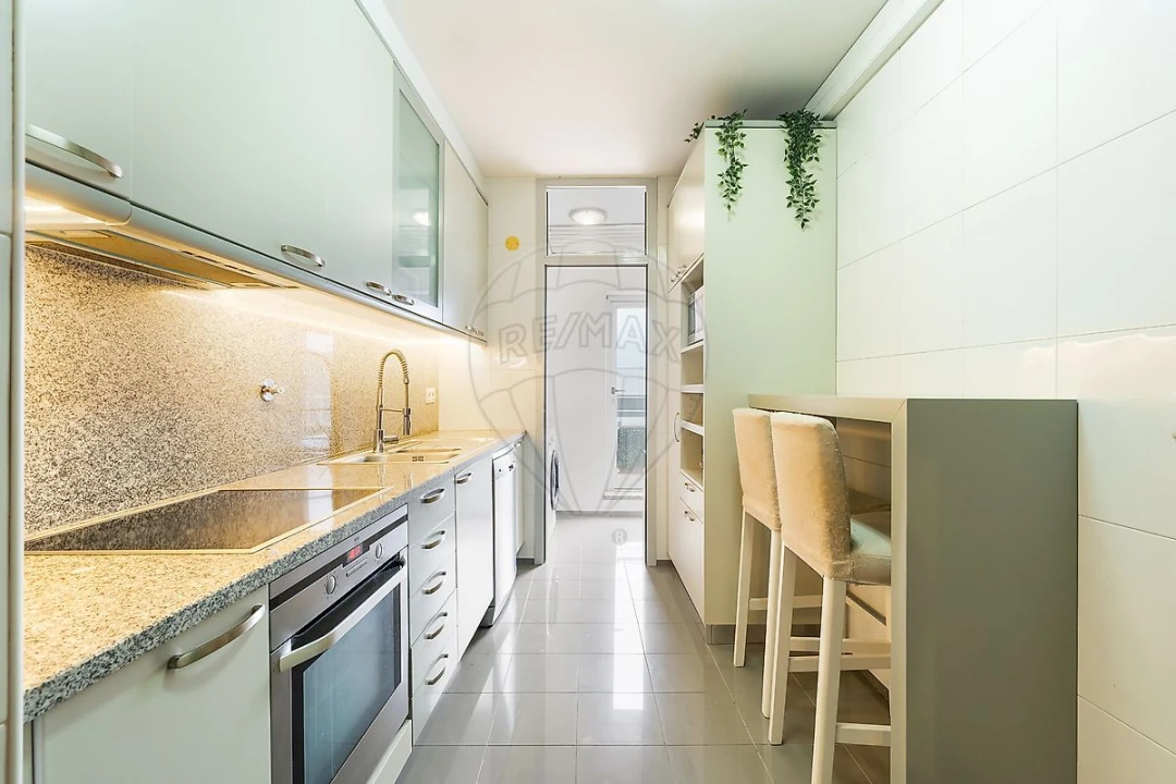 Apartamento T3 para Venda em Campanhã Foto 11