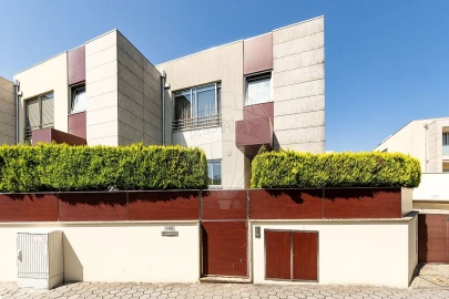 Moradia T3 para Venda em Oliveira do Douro