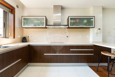 Moradia T3 para Venda em Oliveira do Douro