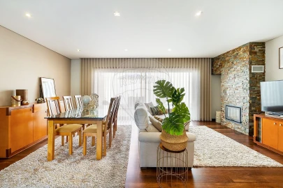 Moradia T3 para Venda em Oliveira do Douro